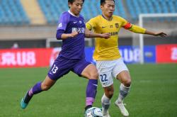 雷竞技:苏宁险胜泰达，力保争冠机会仍存