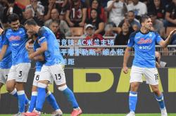 雷竞技:AC米兰主场逼平那不勒斯，缩小积分差距