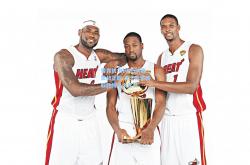 雷竞技:NBA总决赛激战正酣 勇士队逆转取胜扳平大比分