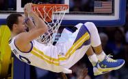 雷竞技:NBA总决赛激战正酣 勇士队逆转取胜扳平大比分